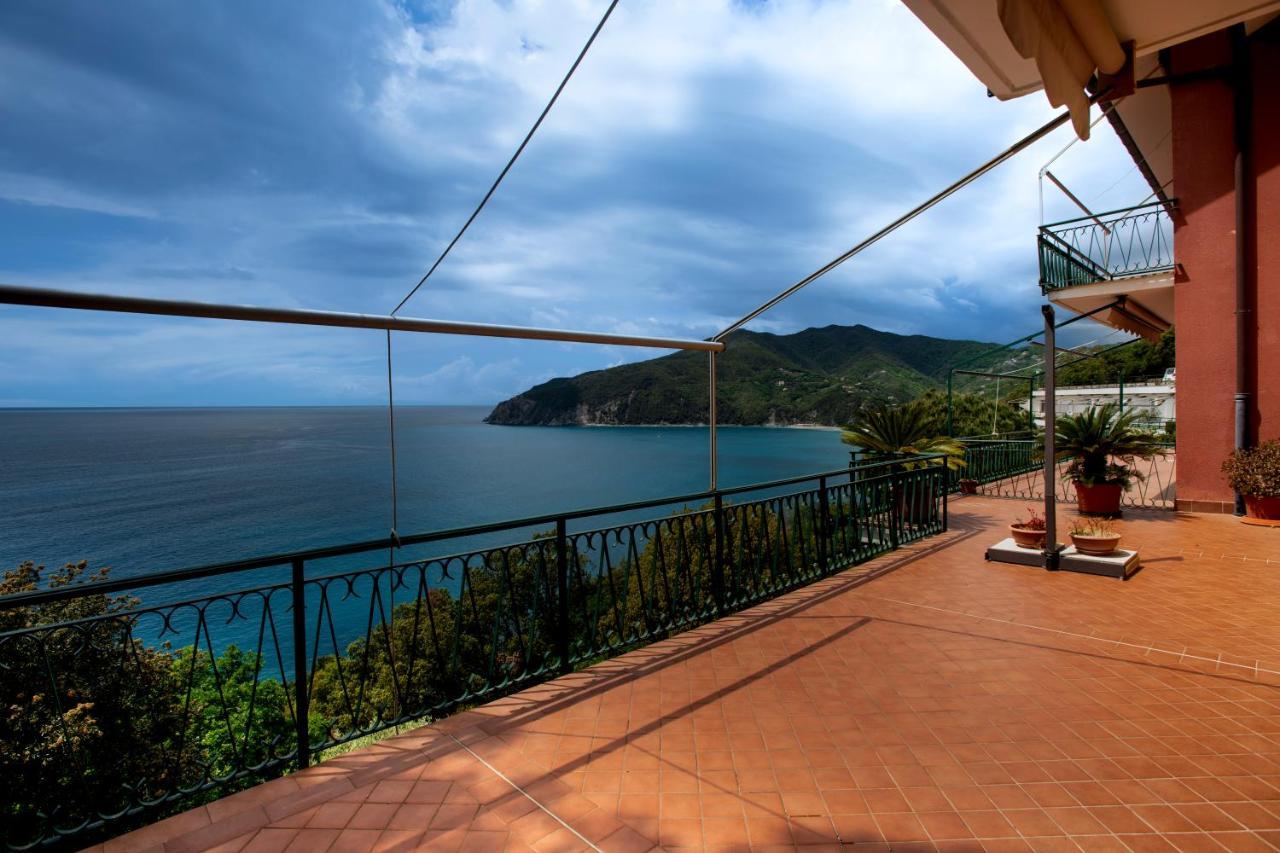 080 - La Villa Storica Il Vigneto 45B, Terrazza Sul Mare - Parcheggio Privato Gratis Moneglia Exteriér fotografie